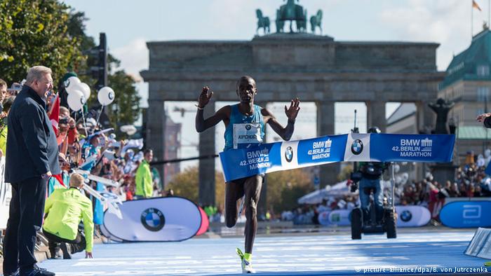 Kenya's Kipchoge wins Berlin marathon
