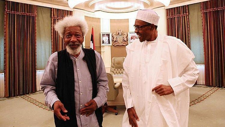 President Muhammadu Buhari and Wole Soyinka (Photo: Bayo Omoboriowo)