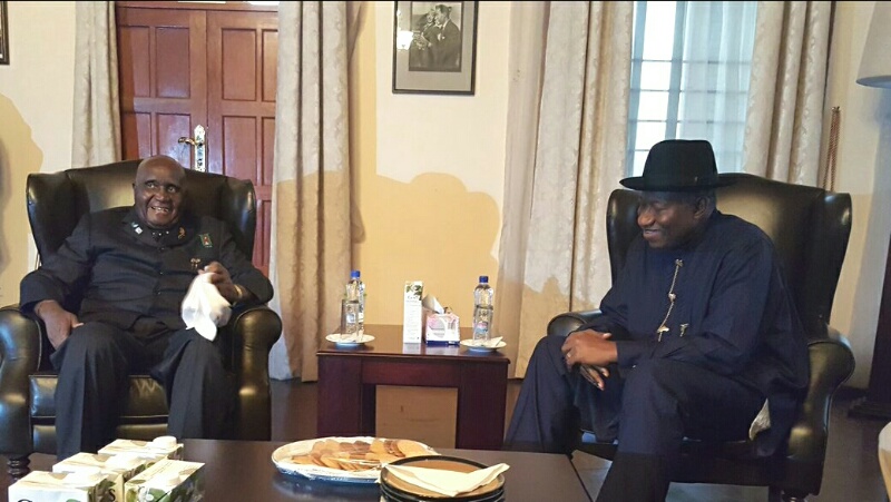 Former President Goodluck Jonathan paid a visit to Kenneth  Kaunda, the former president of Zambia