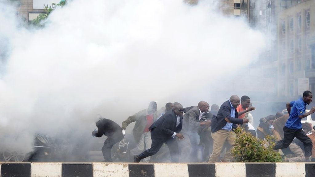 Kenyan protesters teargassed [Photo: bbc.com]