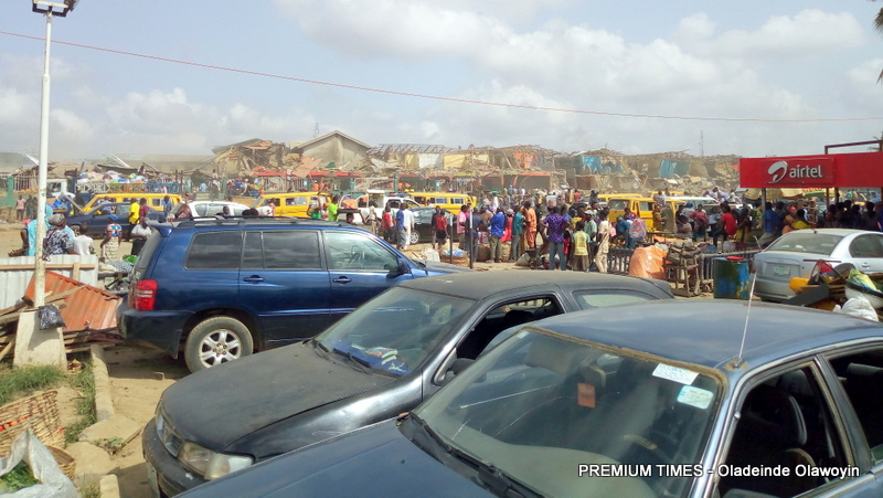 Pandemonium as Lagos officials begin market demolition