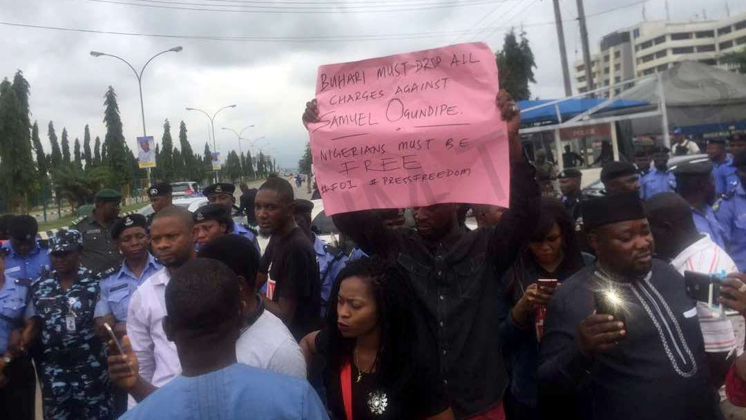 Protesters Storm Nigeria Police HQ, demand Samuel Ogundipe's release