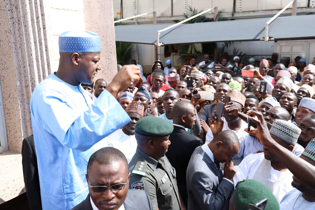 Speaker of the House of Representatives Rt Hon Yakubu Dogara addressing hundreds of constituents in his Abuja home on Tuesday where he accepted their request to recontest his Reps seat. Photo : Speaker's Media Office.
