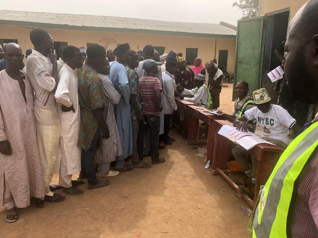Voting going on smoothly at PU002 in Atawa village, Rimin Gado local hovernment area Kano. This is contrary to reports we recevied earlier that no election is holding in the area