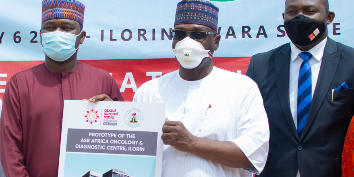 L-R: Kabiru Rabiu, Group Executive Director, BUA Group; Governor AbdulRahman AbdulRazaq of Kwara and Ubon Udoh, Managing Director, ASR Africa during the presentation of a N2.5billion grant by ASR Africa to Kwara State Government for a proposed Oncology and Diagnostic Center to be built in Ilorin, today.
