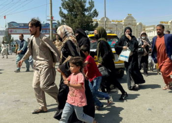 People fleeing Afghanistan [Photo Credit: France 24]