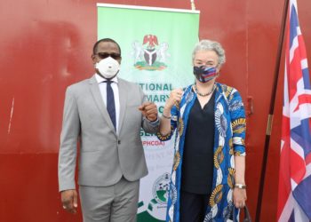 The Executive Director of the National Primary Health Care Development Agency (NPHCDA) Faisal Shuaib and the Acting British High Commissioner to Nigeria, Gill Atkinson at the unveiling of the 699,760 doses of Oxford AstraZeneca COVID-19 vaccines donated to Nigeria by the UK government