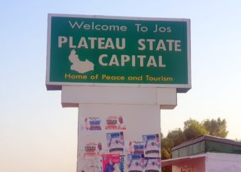 The entrance to Plateau State along Mista Ali on Zaria Road. [Yusuf Akinpelu/Premium Times]