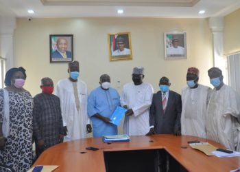 Governor of Kwara State, Abdulrahman Abdulrazaq (on white attire) and the interim National Secretariat of the APC, John Akpanudoedehe (on blue attire), flanked by other committee members