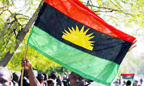 Gunmen attack checkpoint, kill Nigerian police officer - Vimarsana News