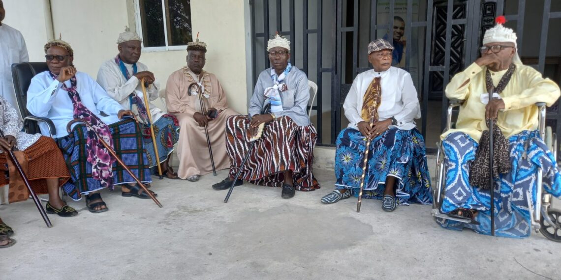 2023: Authorities in Calabar stop traditional rulers from meeting PDP ...
