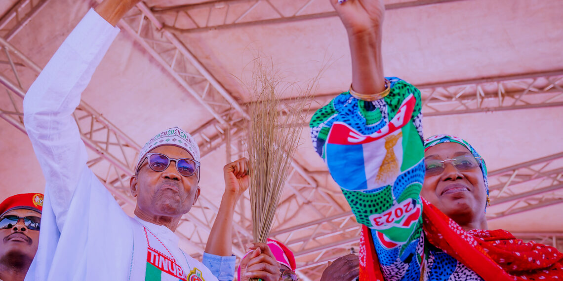 President Buhari unveils Binani as APC governorship candidate in Adamawa [PHOTO: Presidency]