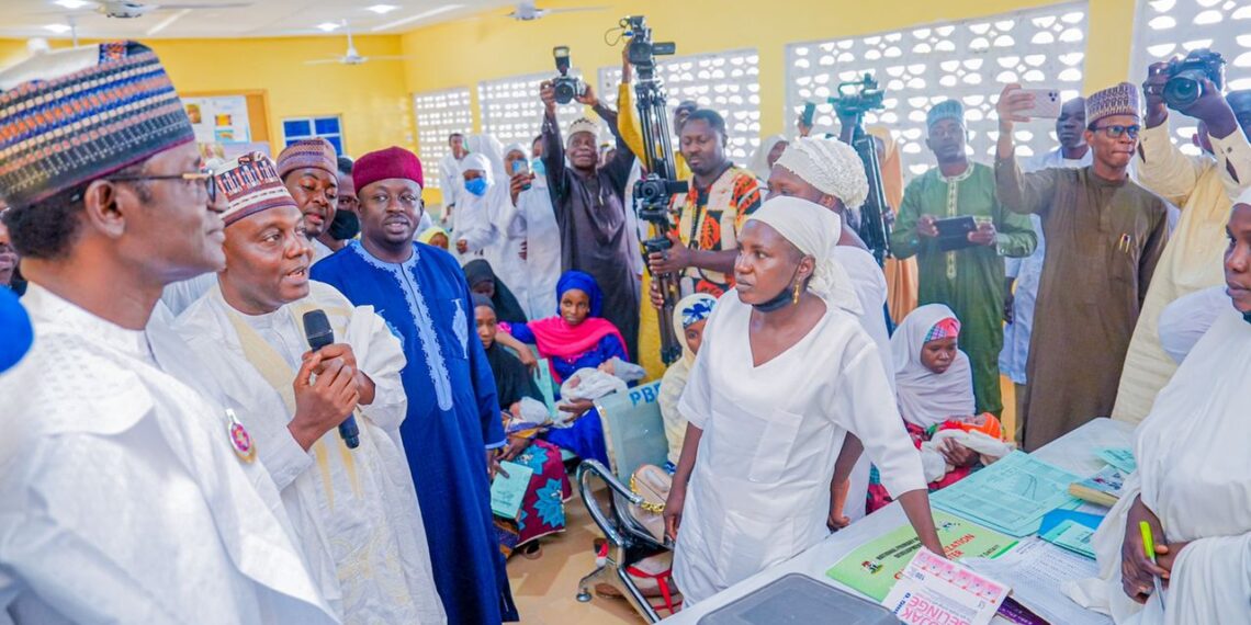 From left: Gov. Buni, Commissioner Health, Dr. Lawan Gana, Executive Sec. Yobe Primary Health Care Management Board, Dr. Kundi Machina at the Gwange PHC interacting with nurses during the commissi