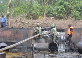 Nigeria Army destroys Illegal Refineries