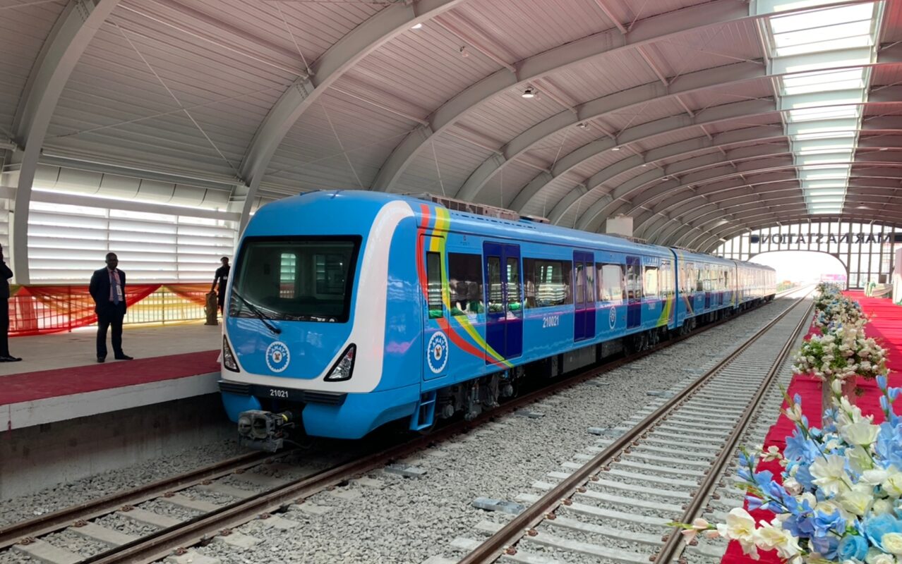 Lagos Governor Sanwo-Olu cuts train fare to mark project anniversary