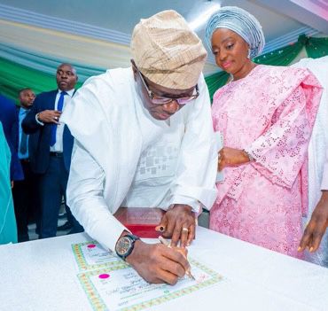 Lagos governor, Babajide Sanwo-Olu receives certificate of return [PHOTO: TW @TheNationNews]