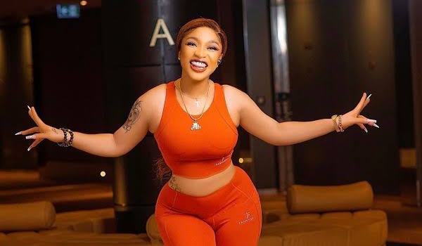 Tonto Dikeh's bum enlargement, Ronke Oshodi Oke's poison tale, other top entertainment stories last week