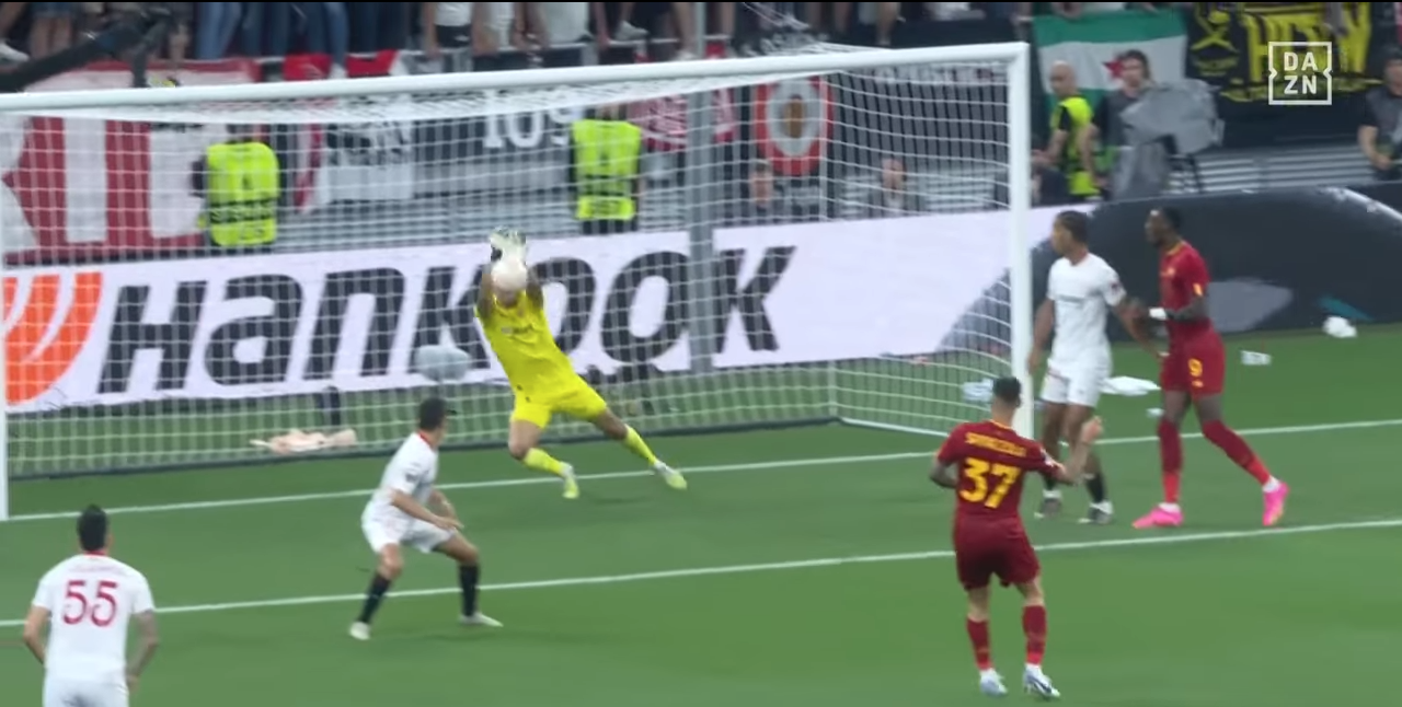 Action images from Sevilla vs Roma Europa League clash[Photo: 
DAZN Canada YouTube page]