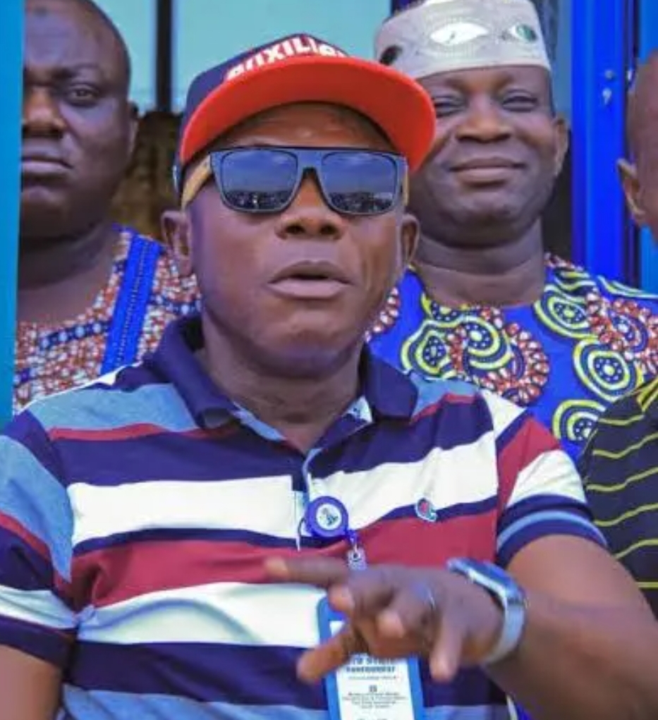 Police parade ex-Oyo PMS chair, Auxiliary, over alleged murder, robbery - Vimarsana News