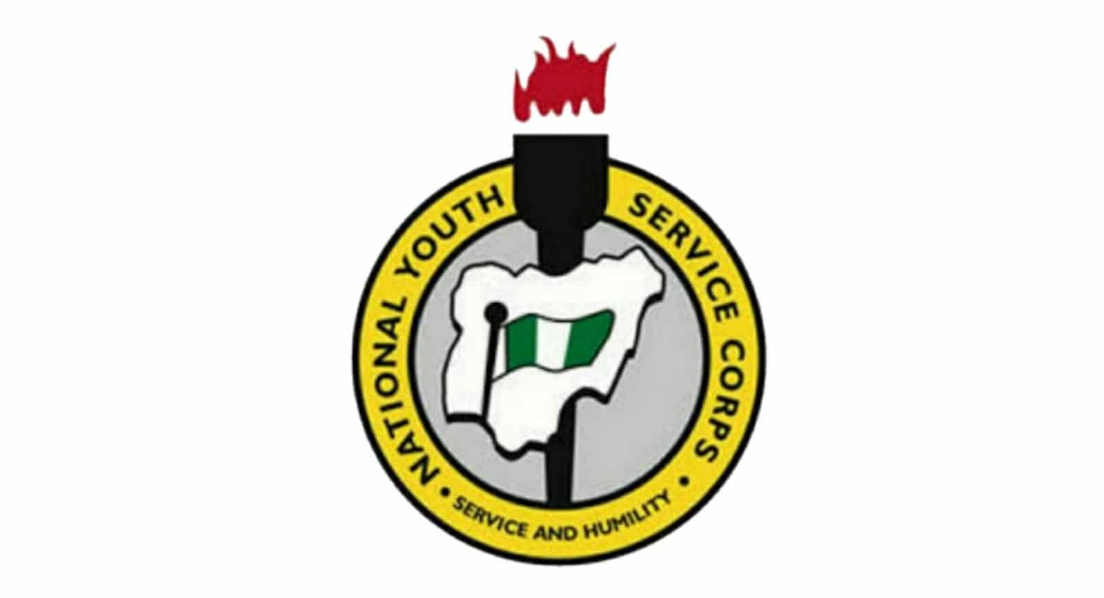 Governor offers two ex-NYSC members automatic employment, N500,000 cash gift