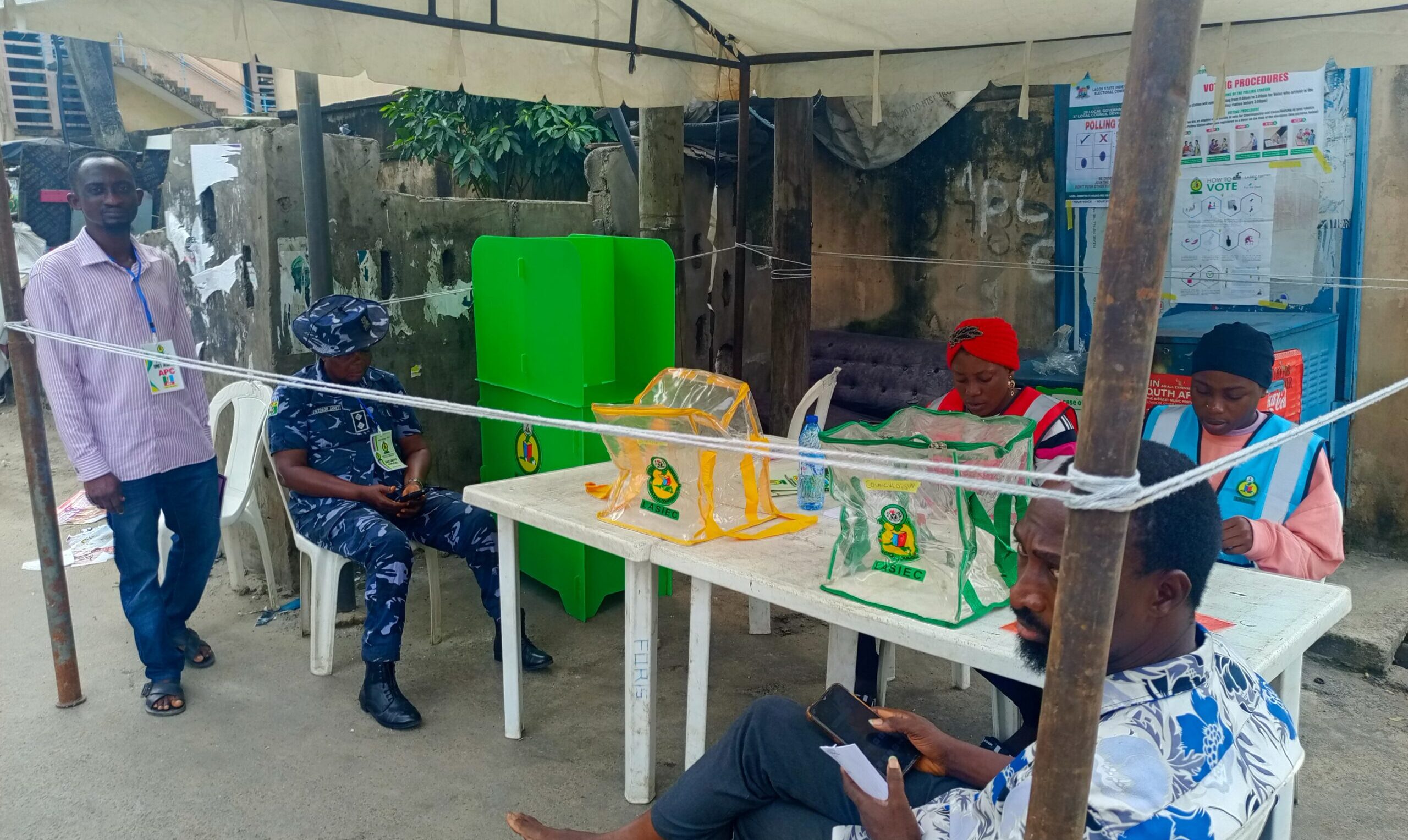 APC sweeps Lagos LG polls, wins all chairmanship seats, 375 councillorship positions