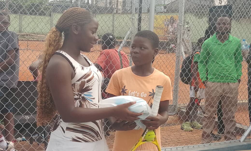 Young British-Nigerian tennis player donates to junior stars in Lagos