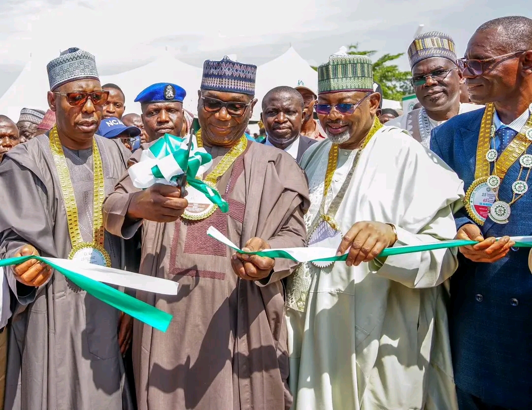 Tractors, farm implements distributed to over 10,000 Kwara farmers – Governor