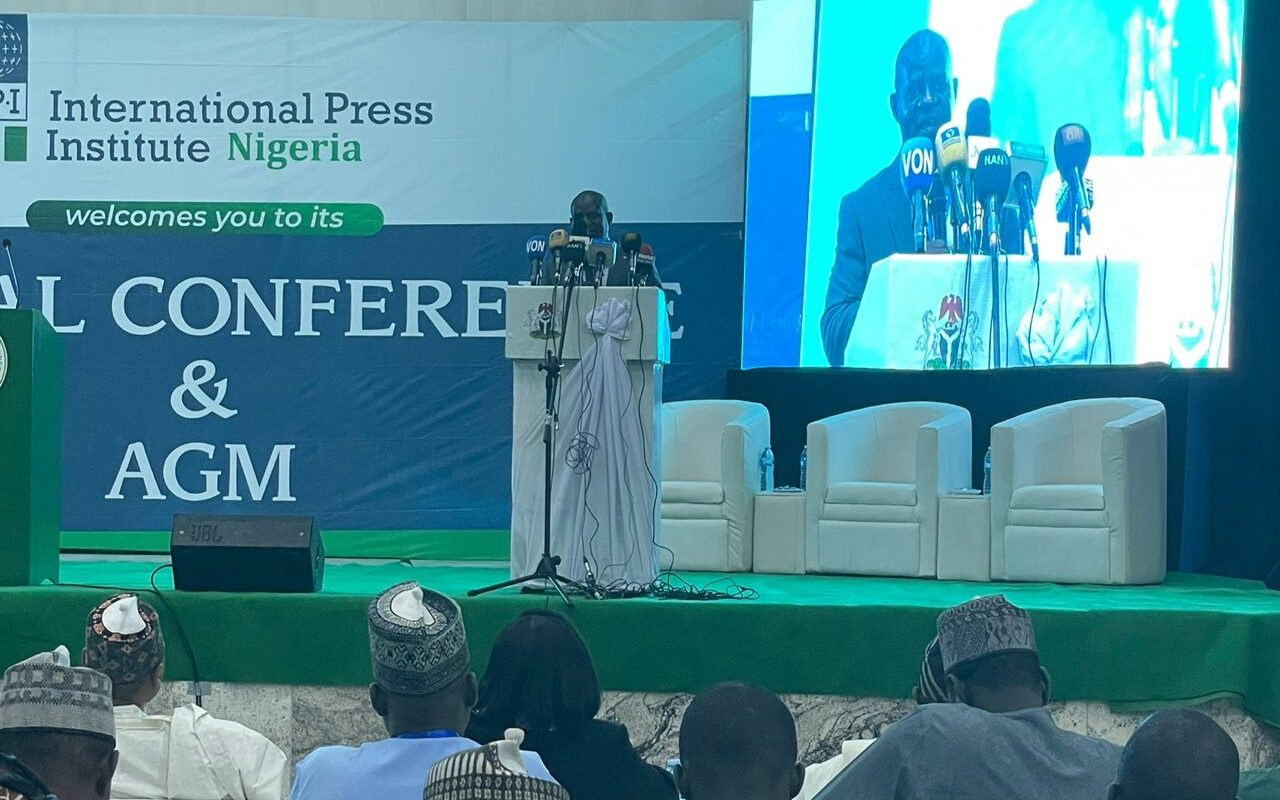 IPI Nigeria urges FG to STOP harassment of journalists, review laws