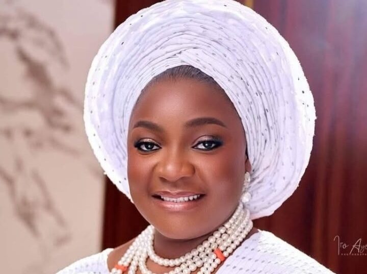 Gospel singer Bunmi ‘Omije Ojumi’ Akinnaanu-Adeoye is dead