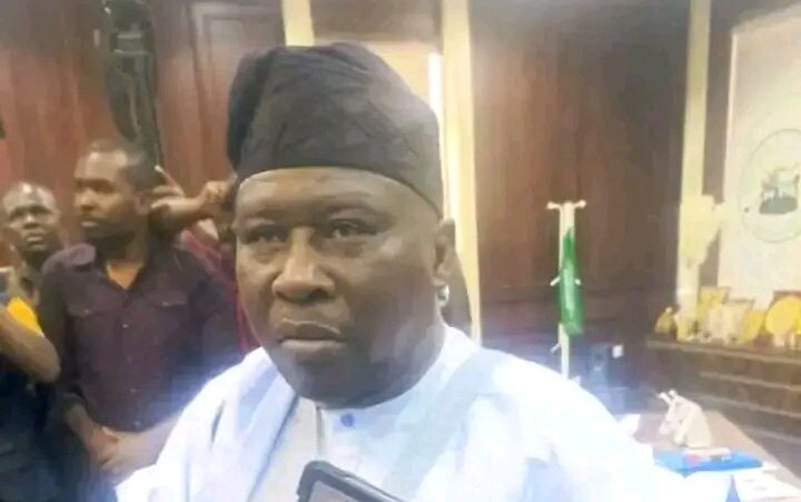 Presidency mocks Atiku as Fintiri joins APC