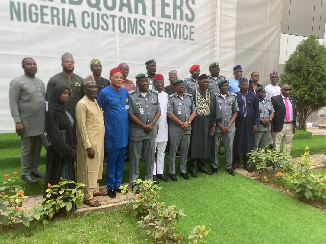 Reps advocate joint action with Customs against drug trafficking networks