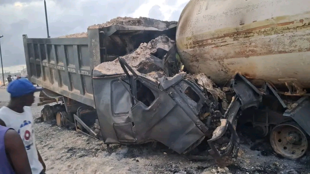 Two killed as tanker, truck collide on Lagos’ Lekki–Epe Expressway
