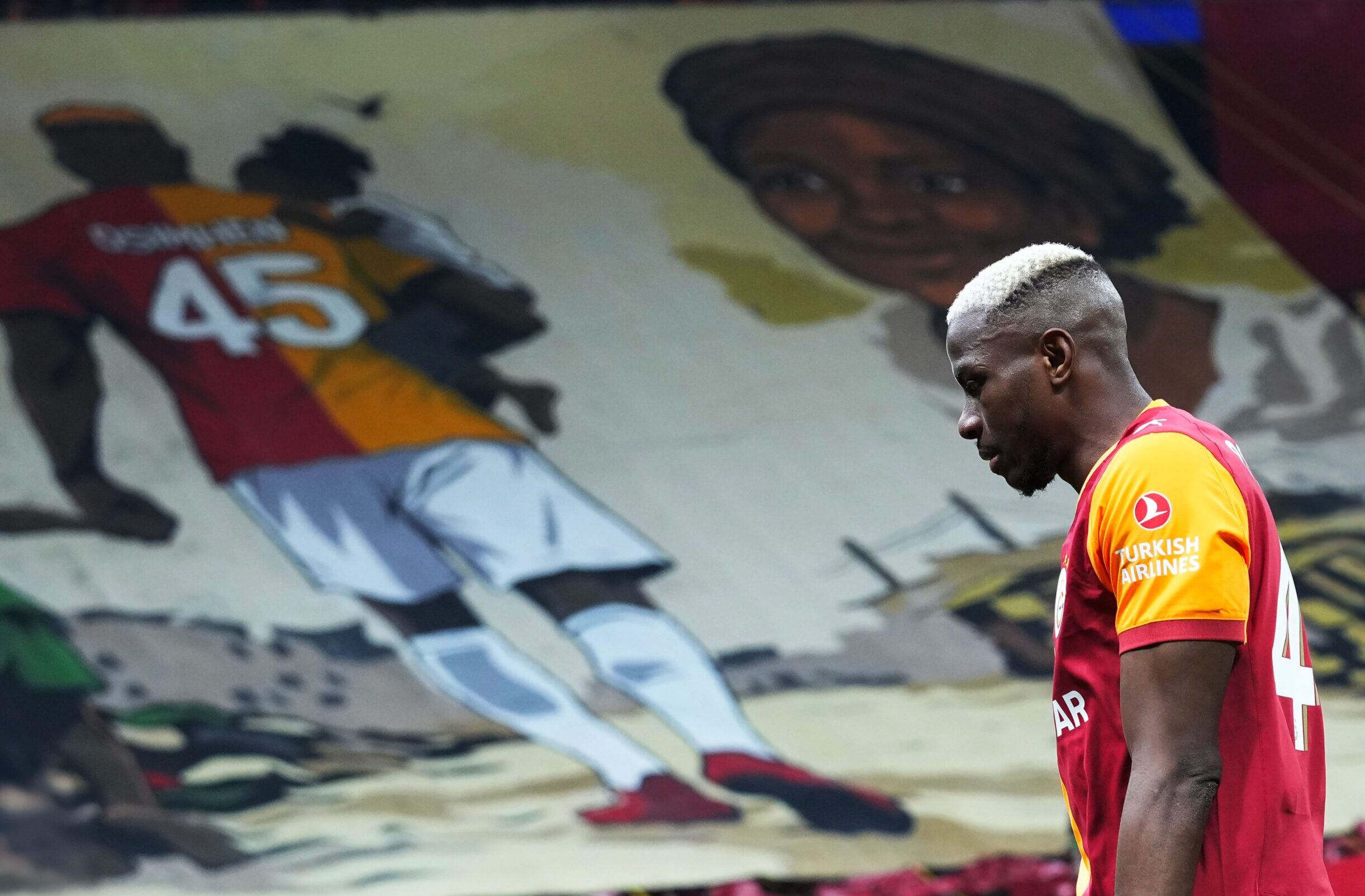 “I lost my mother young”: Emotional Osimhen moved by Galatasaray fans’ tribute before Liverpool clash