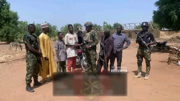 Nigeria Army rescues two kidnap victims, arrest suspected gun runner in Plateau, Kaduna
