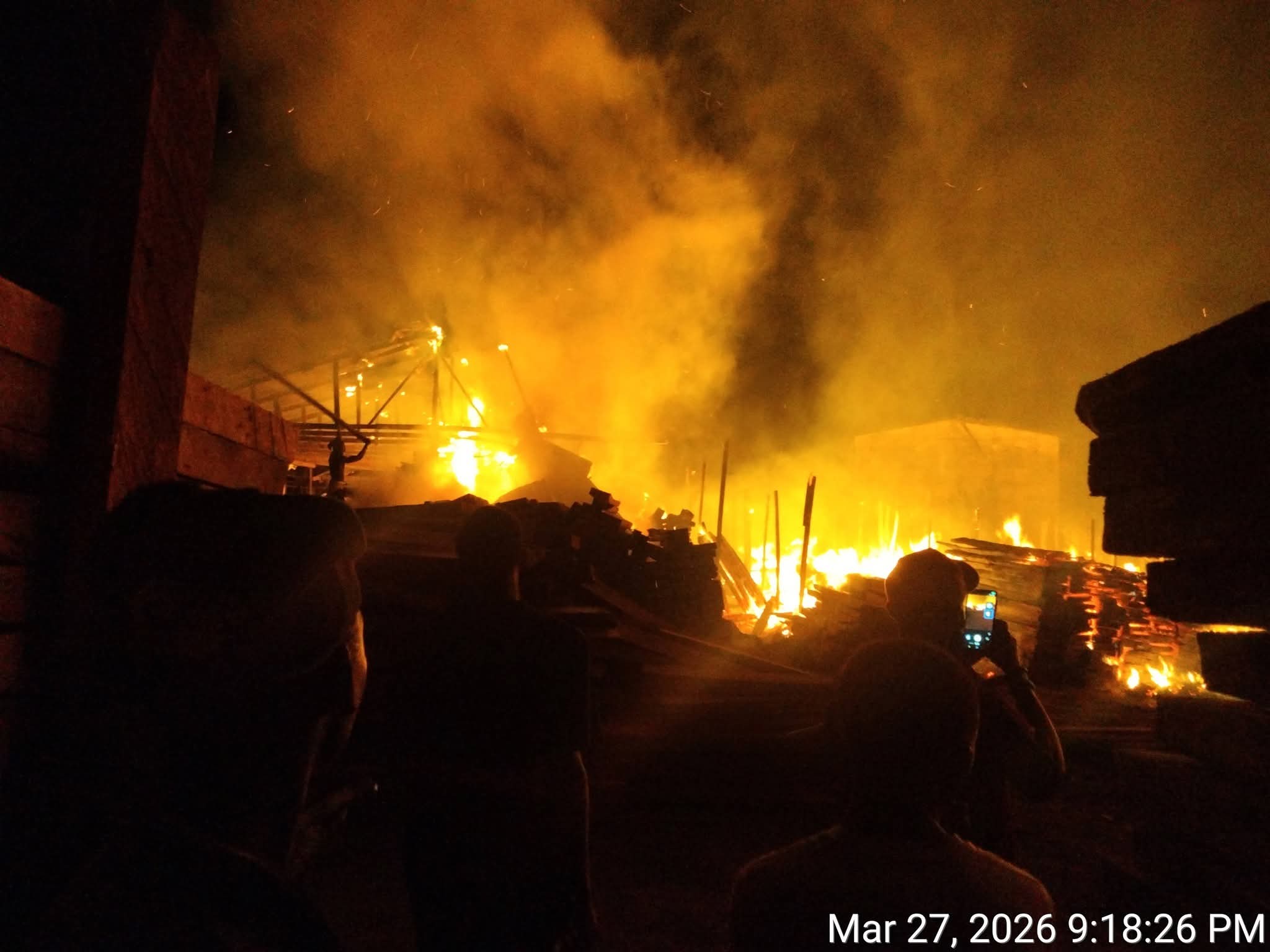 Late-night fire destroys timber market in Calabar