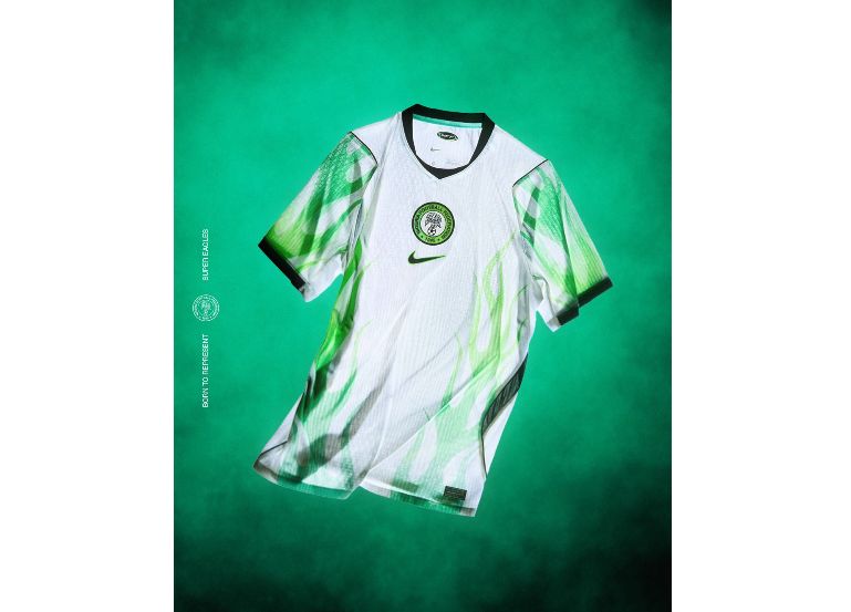 Fans react as Super Eagles unveil new jersey