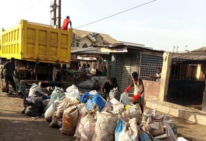 Lagos govt vows flood-free environment, orders swift waste evacuation