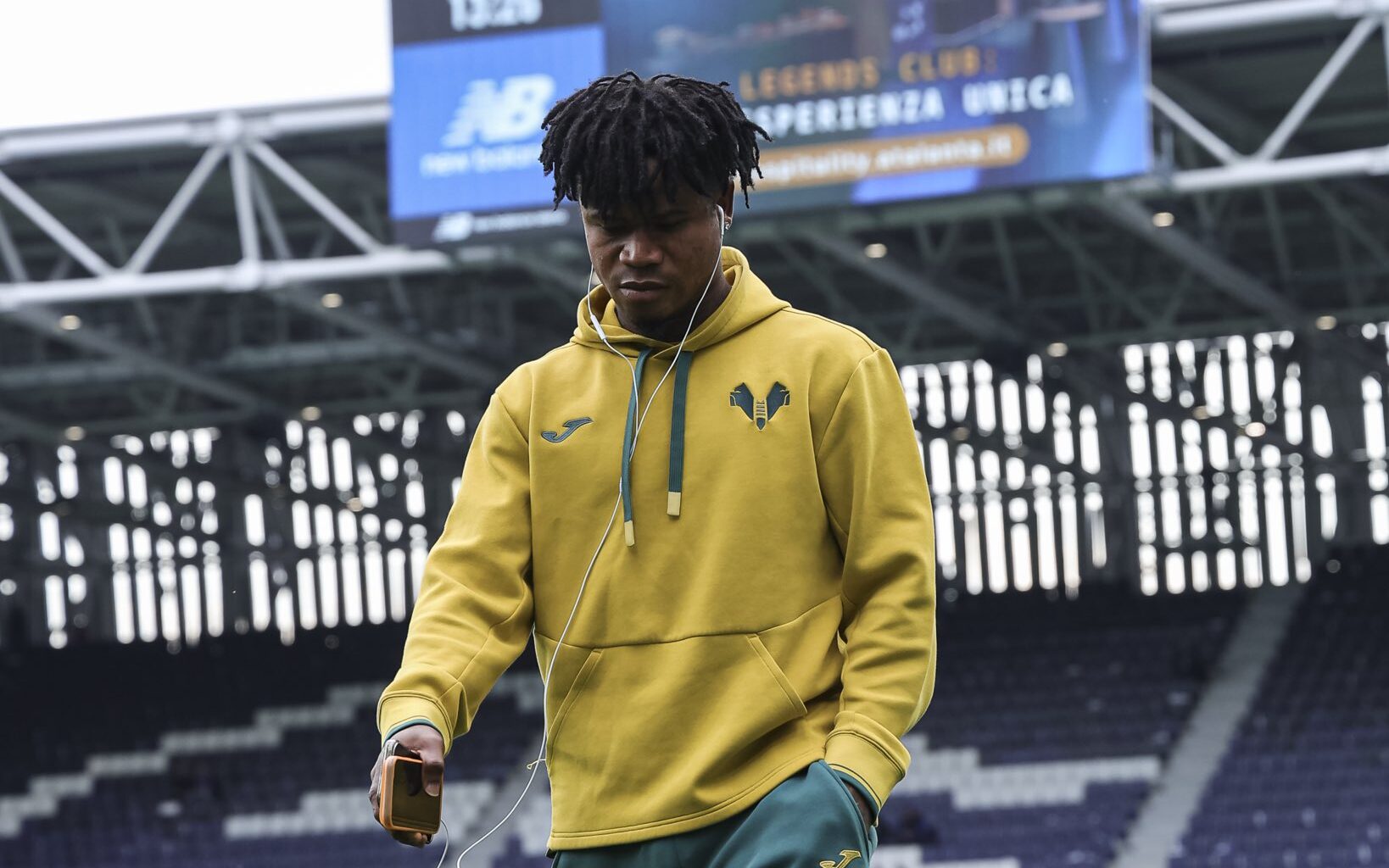 Gift Orban’s controversy adds to Verona’s relegation woes