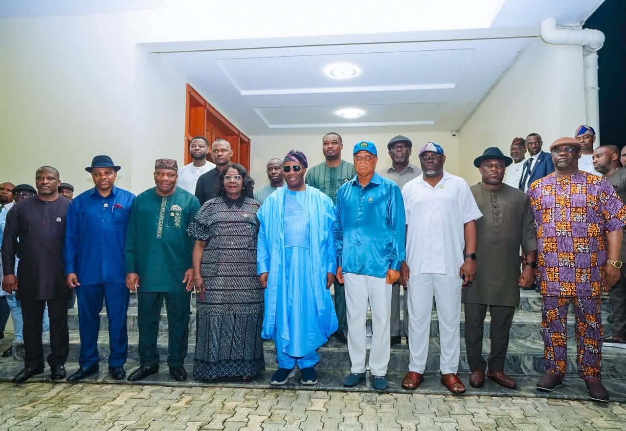 2027: Akpabio, Eno endorse some Akwa Ibom lawmakers, leave out others