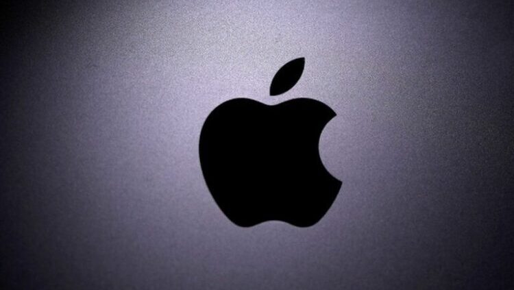 Apple announces new CEO as Tim Cook assumes new role