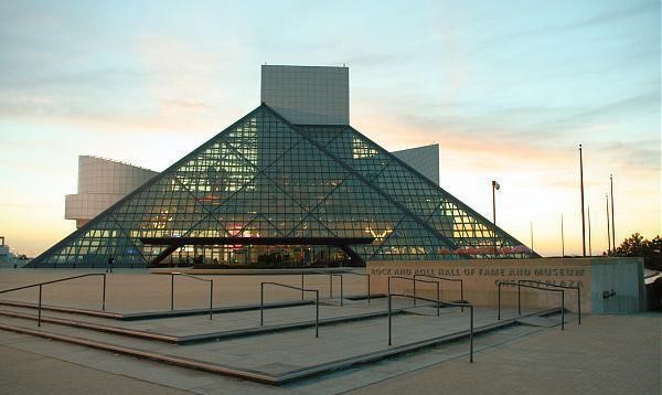 Fela, Sade Adu to be inducted into Rock & Roll Hall of Fame