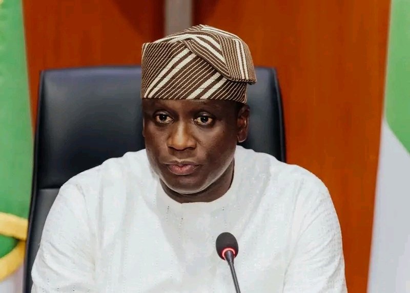 BREAKING: Confusion in Kwara APC as AbdulRazaq switches support for governorship aspirant