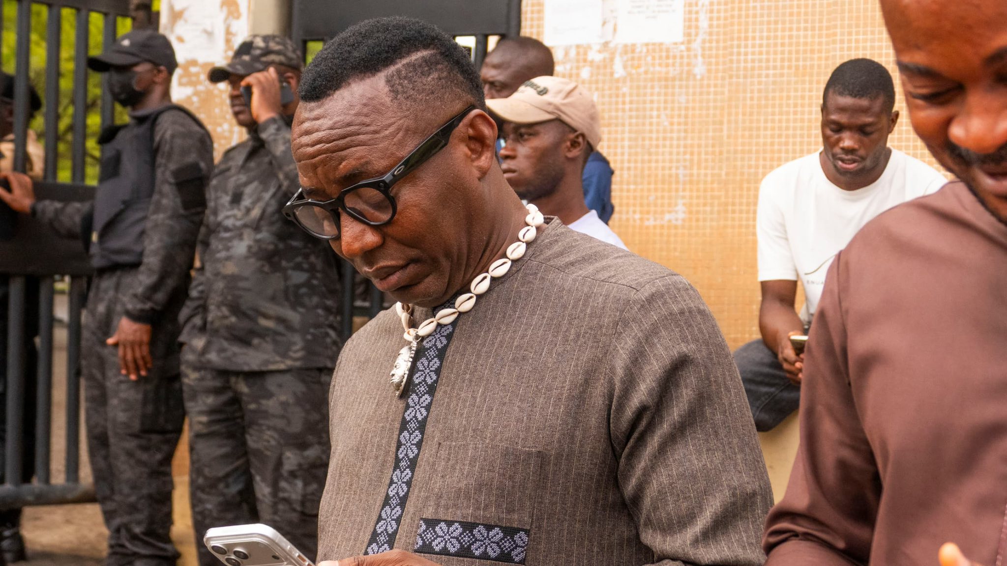 Sowore refuses to open defence, insists on judge’s withdrawal from cyberbullying trial