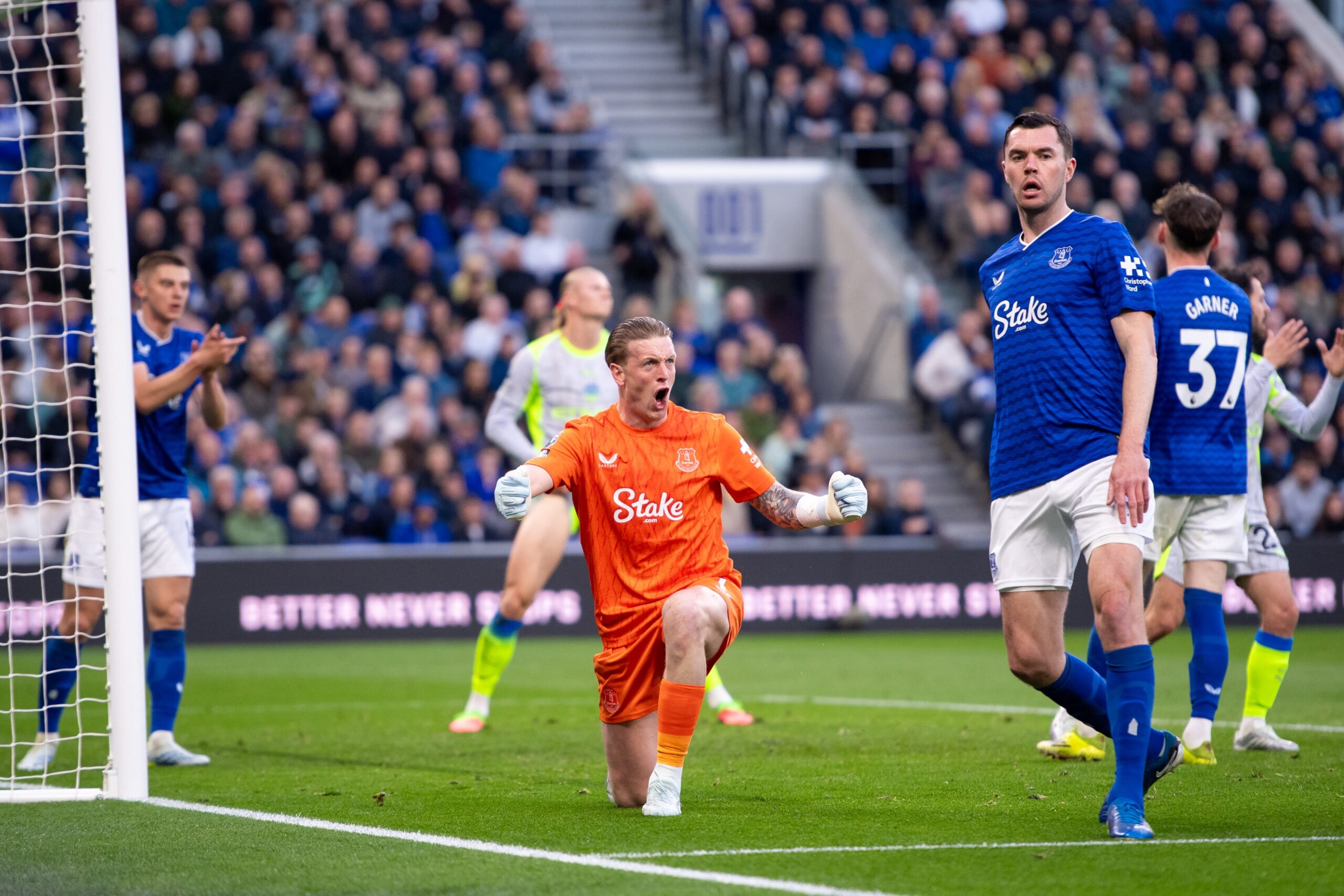 Guardiola admits title race out of City’s hands after Everton draw
