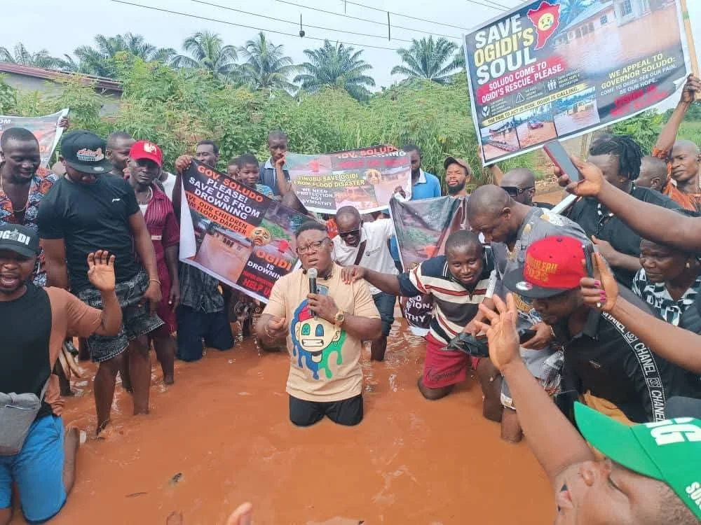 Flooding: Anambra community protests, seeks urgent govt intervention