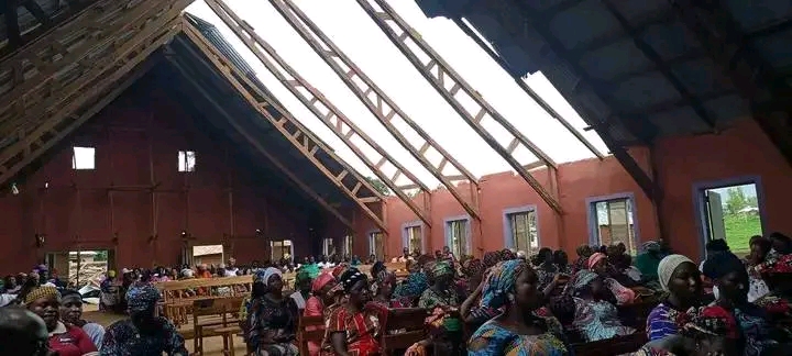 Houses destroyed as rainstorm displaces families in Plateau community