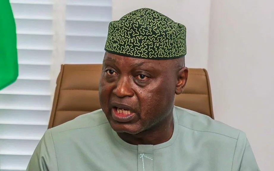 Ekiti gov dissolves cabinet, boards, commissions ahead of inauguration