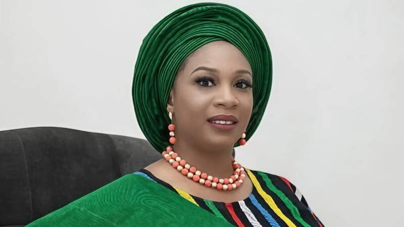 Lagos APC unveils governorship candidate Obafemi Hamzat’s running mate