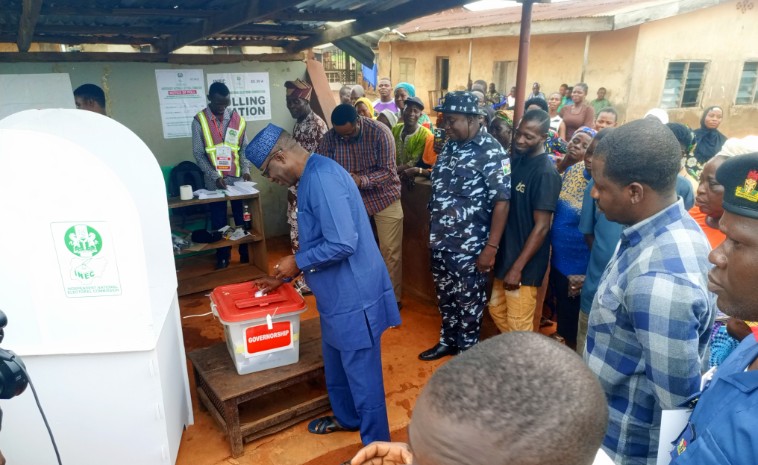 #EkitiDecides2026: Ex-Gov Fayemi votes, commends INEC on election conduct