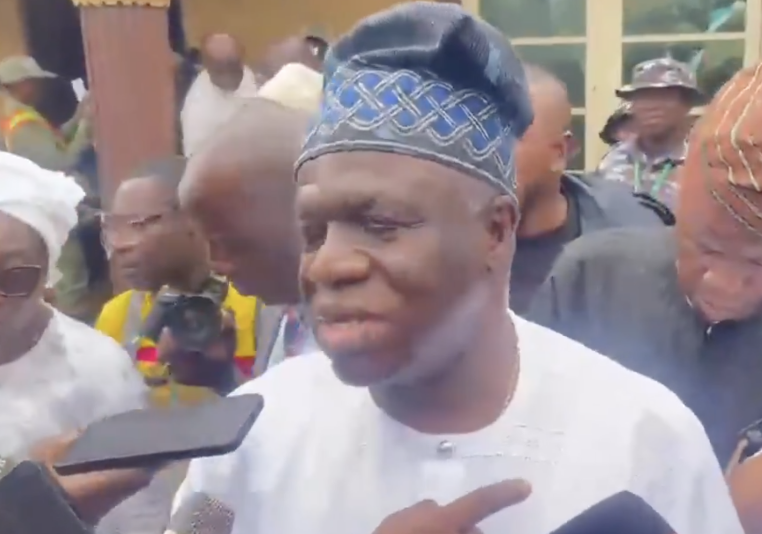 #EkitiDecides2026: PDP’s Oluyede raises concern over delayed voting process, accuses police of intimidation